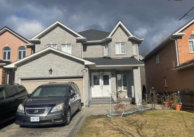 Two bedrooms are available in a spacious and well-maintained walkout basement in Mississauga. Featur...