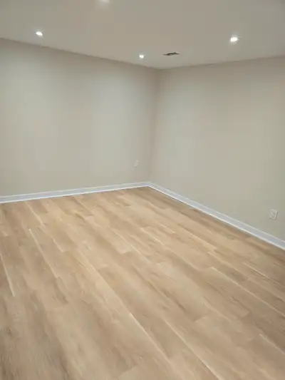 Stylish 2-Bedroom Basement Apartment in Newmarket – Fully Renovated! https://youtube.com/shorts/DPon...
