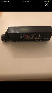 Mobil 1 Racing Toy Truck - 1994 - Jouet Mobil 1 Camion