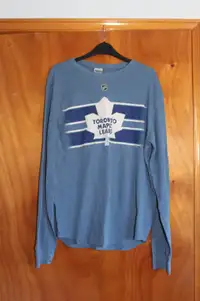Men’s Toronto Maple Leafs Long Sleeve Shirt Men’s Large