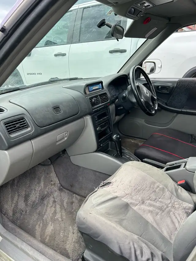 2000 RHD Subaru Forrester in Cars & Trucks in Cornwall - Image 2