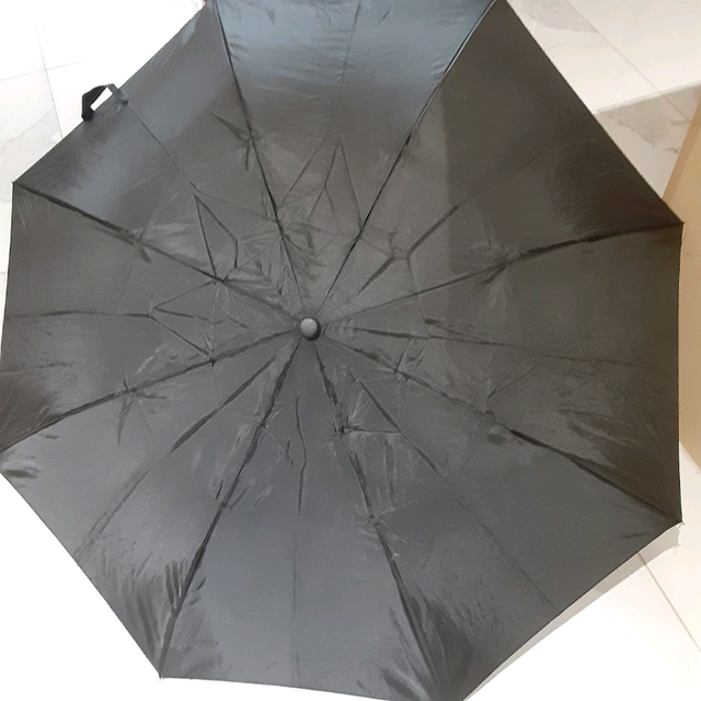 Assorted colors/styles umbrellas in Multi-item in City of Toronto - Image 6