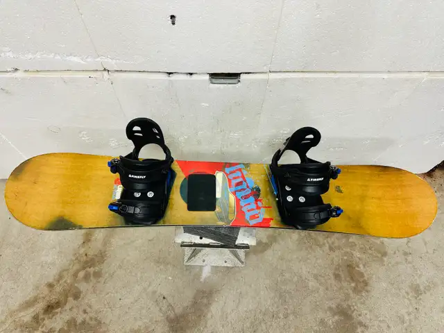 Liquid snowboard 136 cm with Firefly bindings in Snowboard in Markham / York Region - Image 6