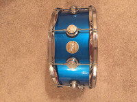 Beautiful blue DW snare drum for sale ! $600.