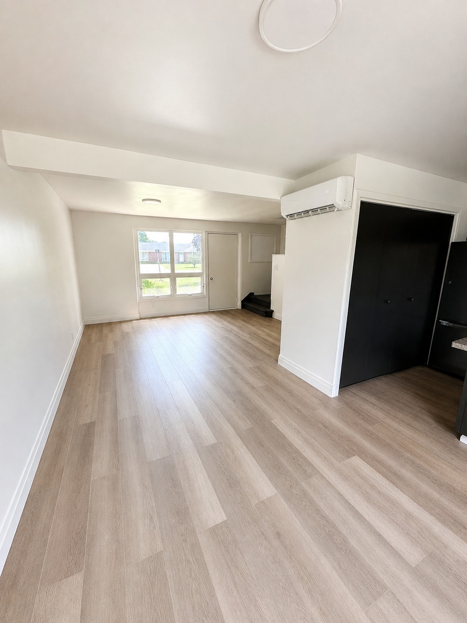 Townhouse for Rent - Harrow, Ontario 2
