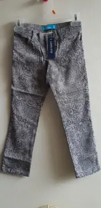 OLD NAVY. BRAND NEW WITH TAG. Skinny Twill pants,GIRL, SIZE 4T.