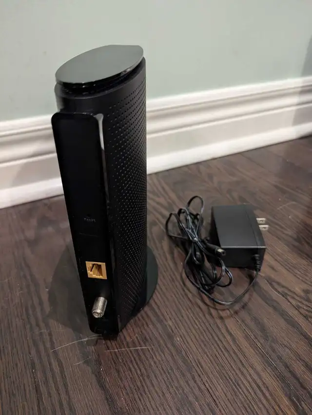 TP Link TC7659 High Speed Cable Modem DOCSIS 3.0 Gigabit in Networking in City of Toronto - Image 4