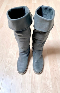 Roots over the knee pull on grey Tribe boots Size 9.5