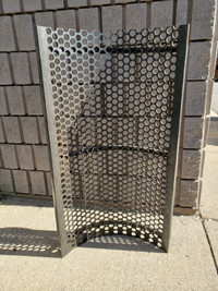 HEAVY DUTY MESH GRATE - PERFECT FOR FIREPLACE