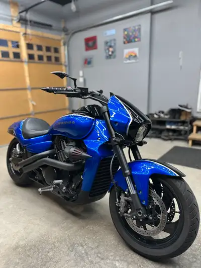 Up for sale is my 2016 Suzuki Boulevard M109R BOSS. This beautiful muscle cruiser has only 12,500 km...