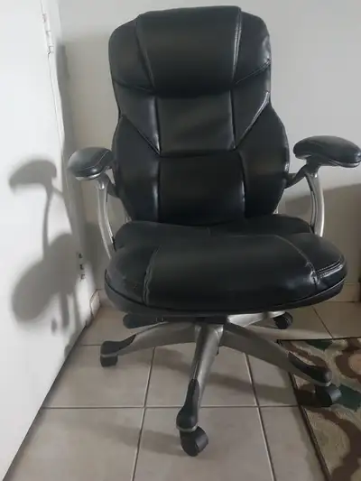 OFFICE/DESKTOP CHAIR, View more