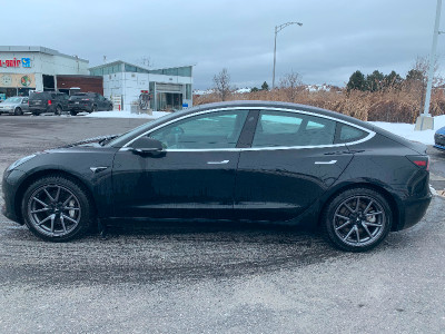 Tesla Model 3 2018 RWD Long Range battery - Black