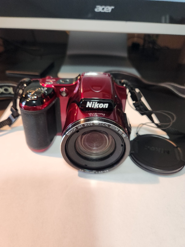 NIKON COOLPIX L820 DIGITAL CAMERA W/CASE in Cameras & Camcorders in Red Deer