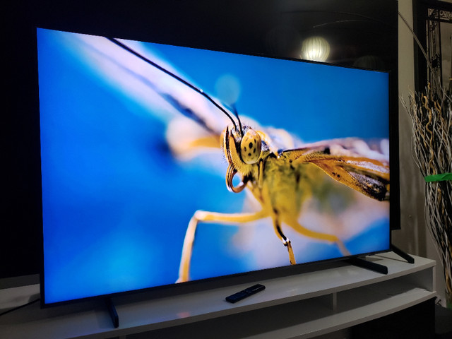 Smart tv Samsung 60 pouces 4k QLED dans Téléviseurs  à Ville de Québec - Image 2