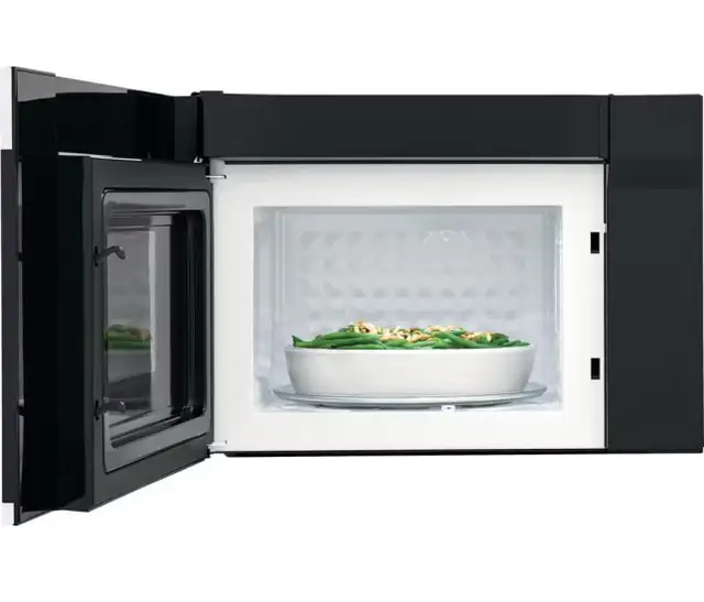 over the range microwave white in Microwaves & Cookers in Markham / York Region - Image 9