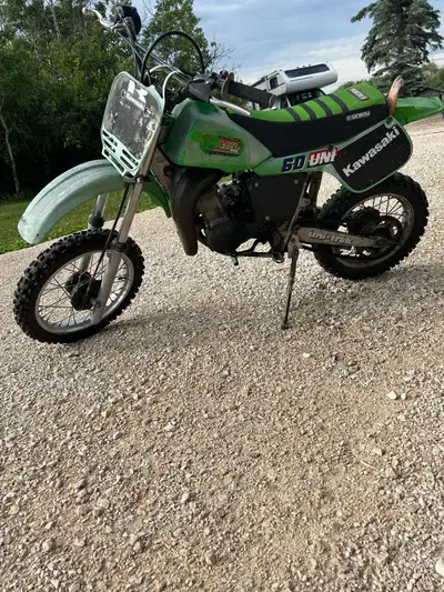 84 KX 60 ready to ride New parts in the last year clutch Top end Sprockets / chain Carb Reed Seat co...