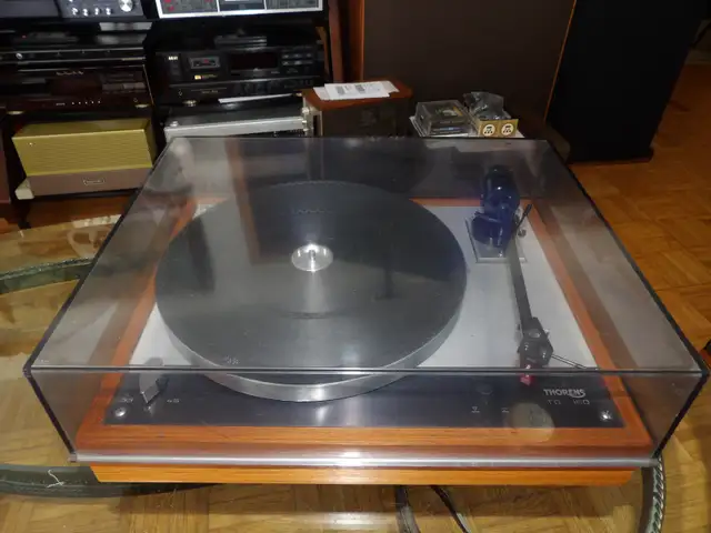 Thorens TD 160 turntable, CONSIDERING TRADES in Stereo Systems & Home Theatre in Gatineau - Image 4