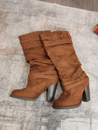 Brown women boots