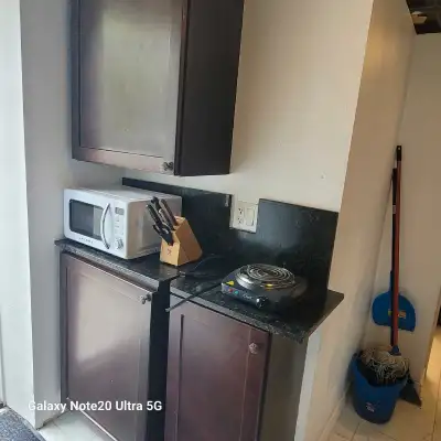 All included wifi laundry dry and utielieties. Parking available for extra . Shared kitchen and bath...