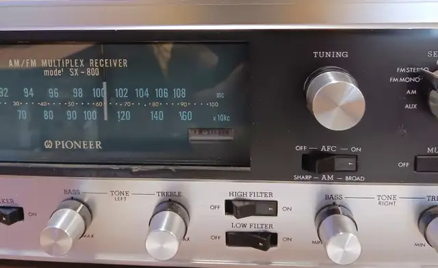 Pioneer SX-800 Vacuum Tube Stereo Receiver Working in Stereo Systems & Home Theatre in Mississauga / Peel Region - Image 4
