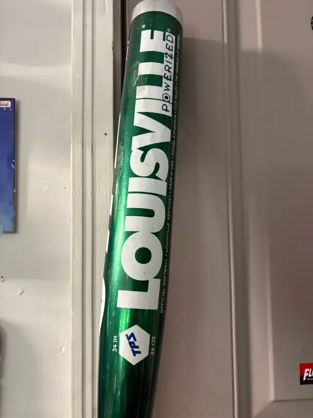 Louisville Slugger TPS Softball Bat in Baseball & Softball in Oakville / Halton Region - Image 4