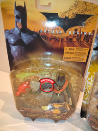 Batman Begins Skull Strike Scarecrow Mattel 2005 Action Figure N