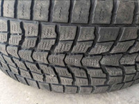 Dunlop studless Grandtrek SJ6 winter tires on rims 225/60 r17