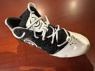 Adonis Warrior Black/White Lacrosse Cleats in Lacrosse in Oakville / Halton Region - Image 3