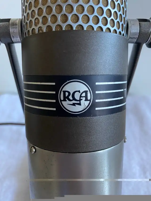 RCA 77dx vintage ribbon microphone in Pro Audio & Recording Equipment in City of Montréal - Image 6