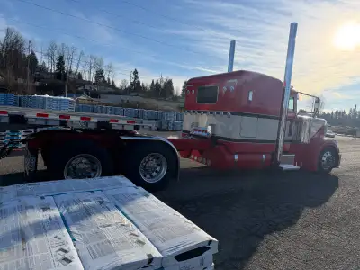 Very clean and well maintained Cat C15 550 MXS twin turbo 270 wheelbase 18 speed 3:55 ratio regular...