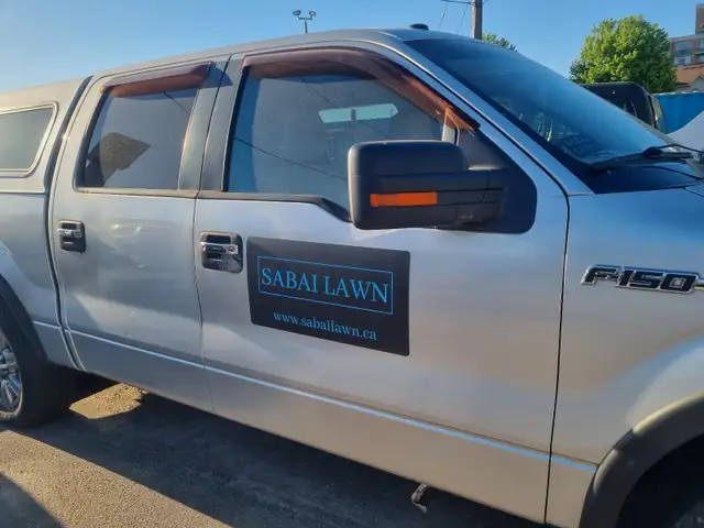 Sabai Lawn Inc. - Specialized Lawn Service Passes (Res. & Com.) in Lawn, Tree Maintenance & Eavestrough in City of Toronto - Image 11