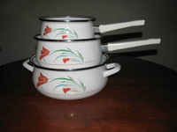 Vintage 6 piece Enamel pot set