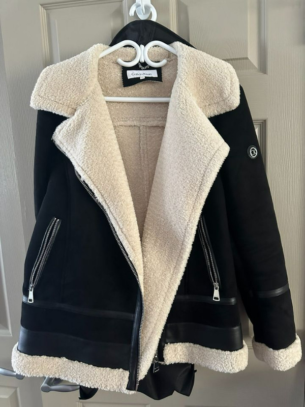 Calvin Klein Aviator jacket womens Size L Excellent Condition!! in Women's - Tops & Outerwear in Edmonton - Image 3