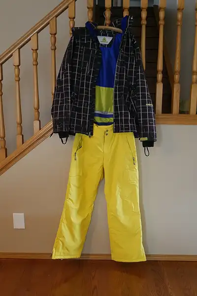 Youth Firefly Ski Jacket and Pants - NW Hawkwood, View more