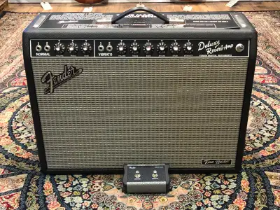 Fender Deluxe Reverb Tone Master, View more