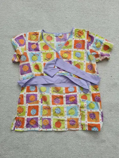 Women's Scrub Tops (L) Large, View more