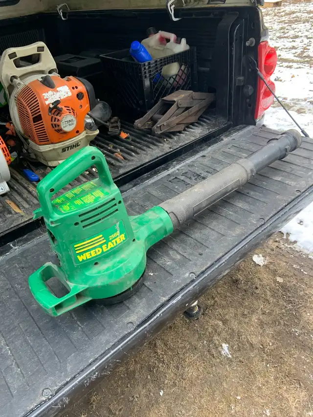 used/broken LAWNMOWER/SNOWBLOWERs wanted  in Lawnmowers & Leaf Blowers in Oakville / Halton Region - Image 2