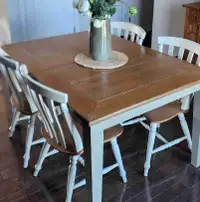 Farmhouse Extendable Dining Table and 4 chairs 