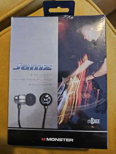 Monster jamz headphones (new) wire type. Not Bluetooth, View more