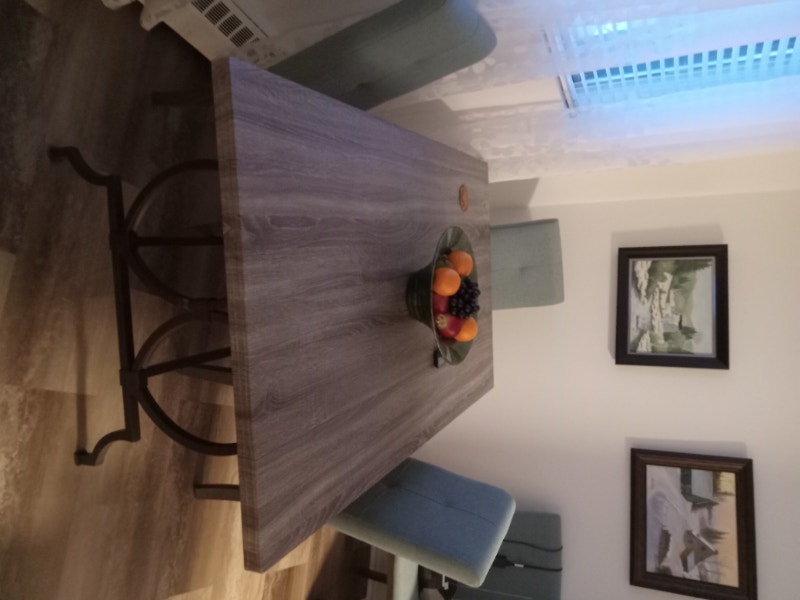 table a manger avec 4 chaises/dining table & 4 chairs set Mobilier de