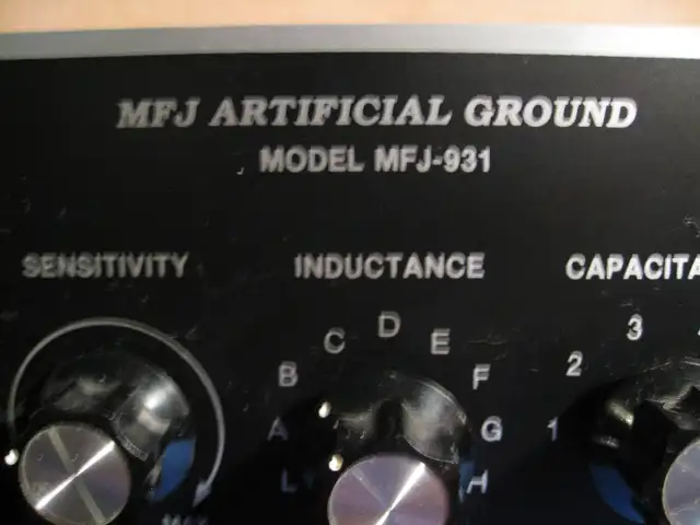 VINTAGE RARE MFJ MFJ-931 artificial ground near mint ham radio c in General Electronics in Calgary - Image 3