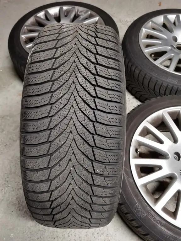 AUDI OR VW RIMS 5*112MM WITH LIKE NEW 225/45/17 NEXEN WINTER TIR in Tires & Rims in City of Toronto - Image 9