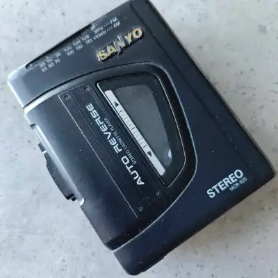 Vintage Sanyo MGR-925 Portable Cassette, View more