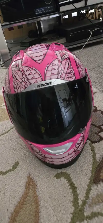 Icon motorcycle helmet in excellent condition. Size small. Very clean and looks great. Asking $90. S...