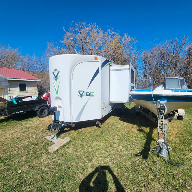 2013 Vibe Camper in Travel Trailers & Campers in Regina - Image 3
