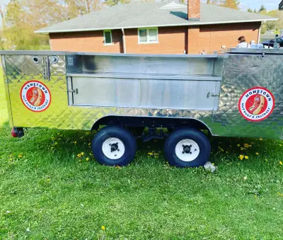 One of a kind unit , stainless steel construction. Used for mobile food business. Runs on propane (2...