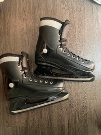 Ice Skating shoes,  size 12