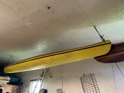 Walden paddles sit in kayak Aprox 14’ Solid, no cracks, no deep scratches Stored inside so no uv fad...