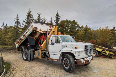 Ford f700
