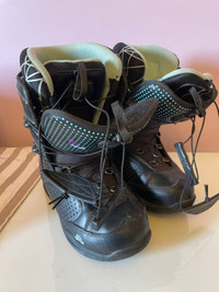 size 6 snowboarding boots